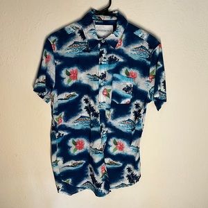 Aeropostale, Medium, Hawaiian Print, Short Sleeve, Button Down Shirt